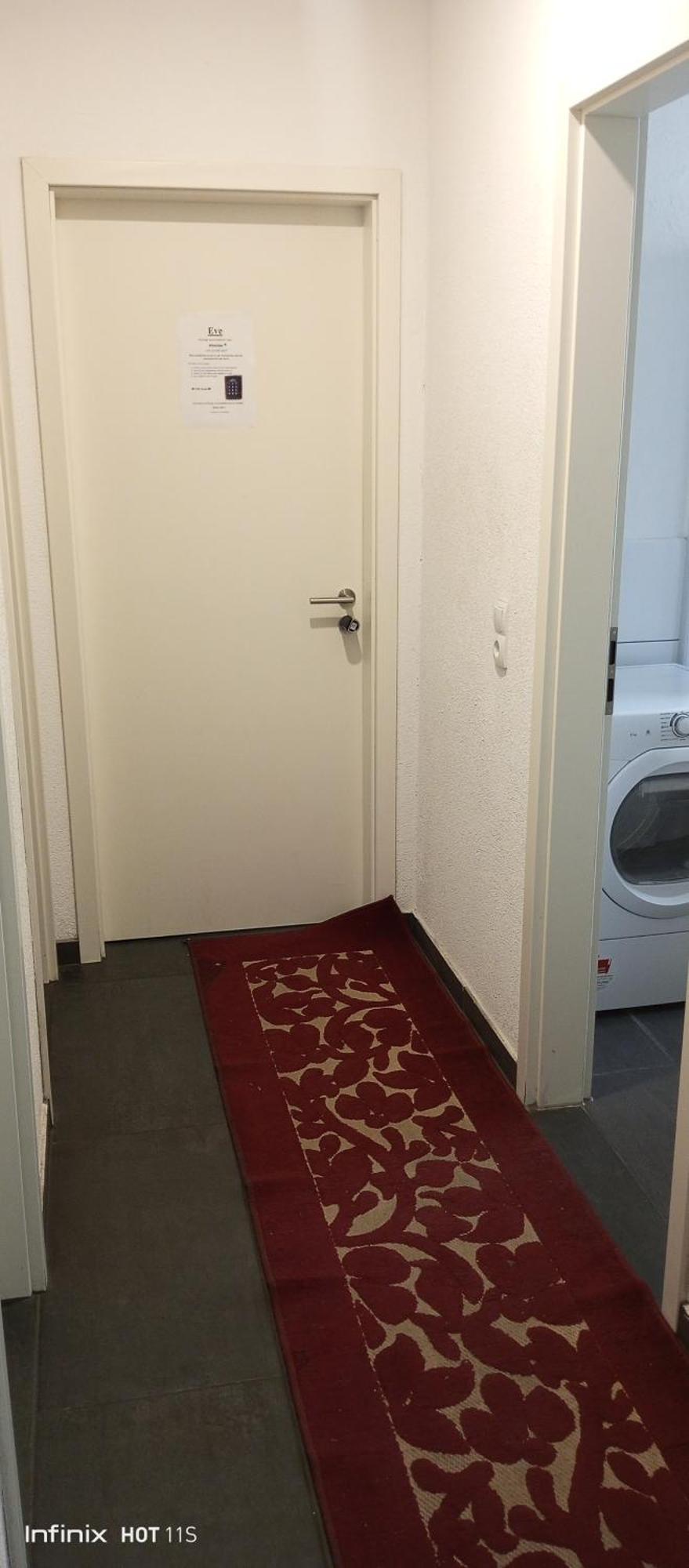 Gemuetliches Lisa Zimmer Mit Gemeinschaftskueche Heilbronn Zentrum Kültér fotó